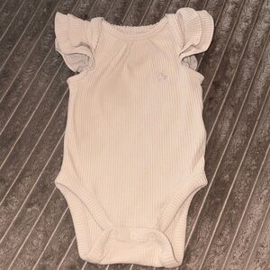 🌸 GAP Ribbed Flutter-Sleeve Cream One-Piece Bodysuit 0–3 Months Baby Girl 🍼